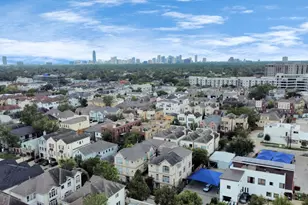 915 Asbury St, Houston, TX 77007 - Photo 41