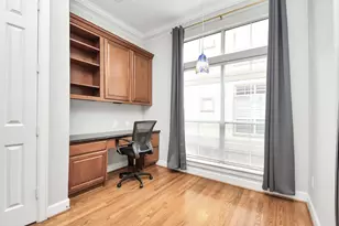 915 Asbury St, Houston, TX 77007 - Photo 21