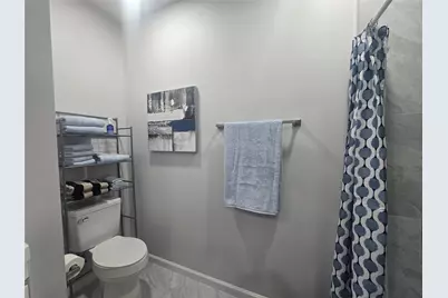 805 Avenue K #D, Galveston, TX 77550 - Photo 5