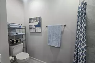 805 Avenue K, Galveston, TX 77550 - Photo 5