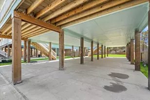 347 Bay Oaks St, La Porte, TX 77571 - Photo 3