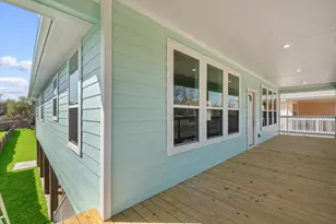 347 Bay Oaks St, La Porte, TX 77571 - Photo 5