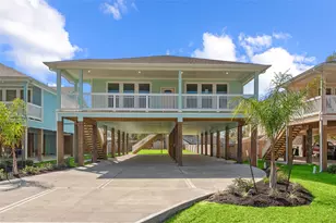 347 Bay Oaks St, La Porte, TX 77571 - Photo 1
