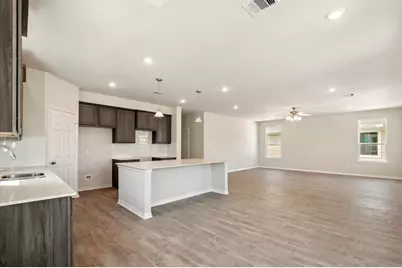 347 Bay Oaks Street, La Porte, TX 77571 - Photo 9