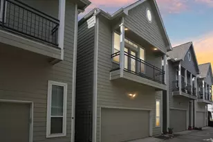 904 W 20th St, Houston, TX 77008 - Photo 1