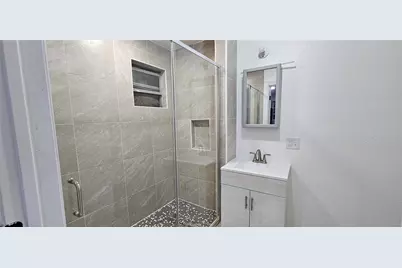 2634 Tidewater Drive, Houston, TX 77045 - Photo 5