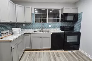 2634 Tidewater Dr, Houston, TX 77045 - Photo 1