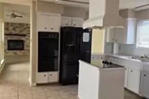 2207 St James Ct, Missouri City, TX 77459 - Photo 9