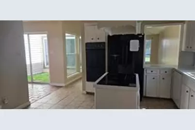 2207 Saint James Court, Missouri City, TX 77459 - Photo 11