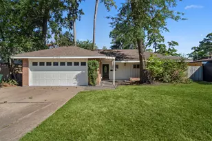 10046 Cedardale Dr, Houston, TX 77055 - Photo 1