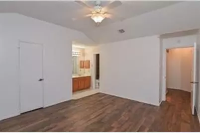 14107 Mary Sue Court, Sugar Land, TX 77498 - Photo 17