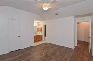 14107 Mary Sue Ct, Sugar Land, TX 77498 - Photo 17