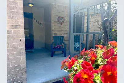 14107 Mary Sue Court, Sugar Land, TX 77498 - Photo 5