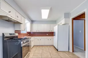 5822 Black Gum Dr, Houston, TX 77092 - Photo 9