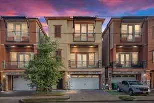 1518 Amundsen St, Houston, TX 77009 - Photo 1