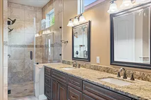 1518 Amundsen St, Houston, TX 77009 - Photo 29