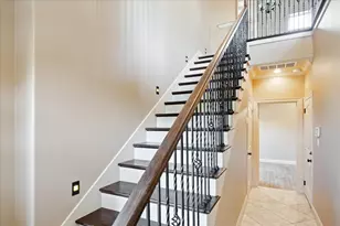 1518 Amundsen St, Houston, TX 77009 - Photo 3