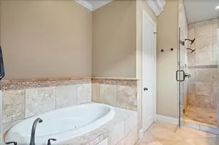 1518 Amundsen St, Houston, TX 77009 - Photo 33