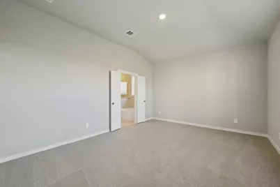 5117 Redbud Valley Drive, Pearland, TX 77584 - Photo 9