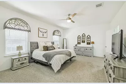 2819 N Colosseum Court, New Caney, TX 77357 - Photo 15