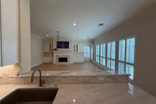 13722 Aspen Cove Dr, Houston, TX 77077 - Photo 11