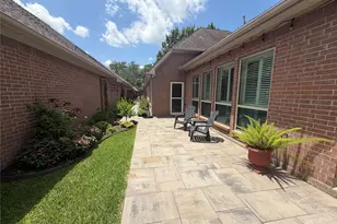 13722 Aspen Cove Dr, Houston, TX 77077 - Photo 23