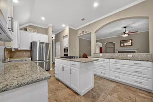 9118 Sunny Ridge Dr, Houston, TX 77095 - Photo 3