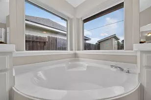 9118 Sunny Ridge Dr, Houston, TX 77095 - Photo 31
