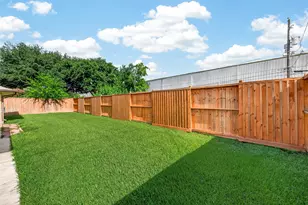 10935 Timberoak Dr, Houston, TX 77043 - Photo 17