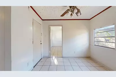 3826 Landa Lane, Houston, TX 77023 - Photo 11