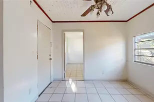 3826 Landa Ln, Houston, TX 77023 - Photo 11