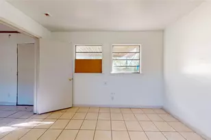 3826 Landa Ln, Houston, TX 77023 - Photo 17