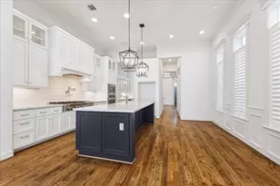 411 W 24th St, Houston, TX 77008 - Photo 9