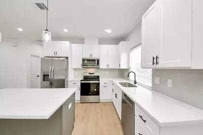 8324 Corinth Street, Houston, TX 77051 - Photo 9