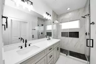 8324 Corinth St, Houston, TX 77051 - Photo 15