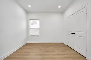 8324 Corinth St, Houston, TX 77051 - Photo 19