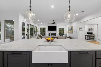 1260 Candlelight Lane, Houston, TX 77018 - Photo 13