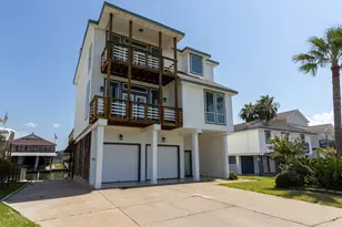 1414 Lotus Dr, Tiki Island, TX 77554 - Photo 3