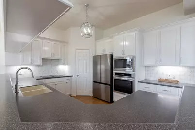 1414 Lotus Drive, Tiki Island, TX 77554 - Photo 13