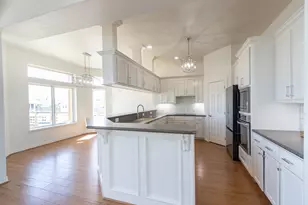 1414 Lotus Dr, Tiki Island, TX 77554 - Photo 11