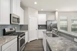 13416 Silver Egret Ln, Texas City, TX 77568 - Photo 7