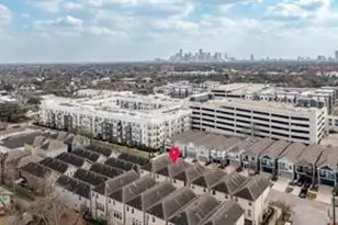 351 W 26th St, Houston, TX 77008 - Photo 5
