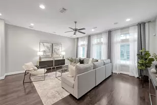 351 W 26th St, Houston, TX 77008 - Photo 13
