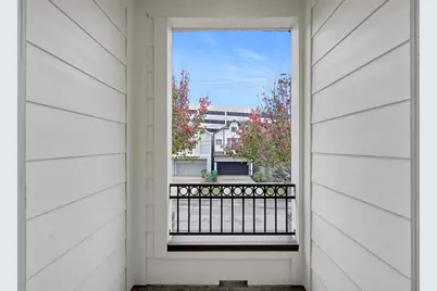 351 W 26th Street, Houston, TX 77008 - Photo 29
