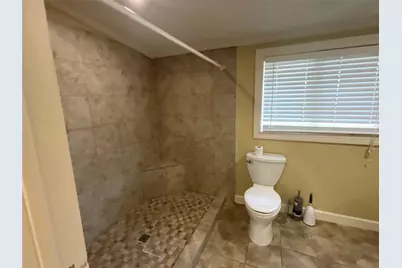 905 Post Office Street, Galveston, TX 77550 - Photo 7