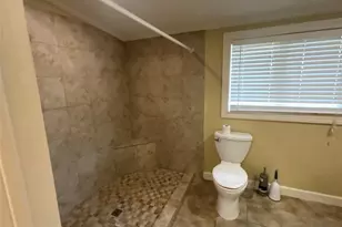 905 Postoffice St, Galveston, TX 77550 - Photo 7