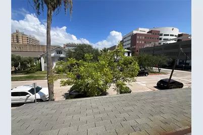 905 Post Office Street, Galveston, TX 77550 - Photo 3