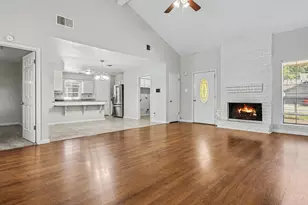 2714 Longleaf Pines Dr, Houston, TX 77339 - Photo 5