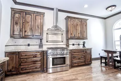 1241 W 24th Street #C, Houston, TX 77008 - Photo 9