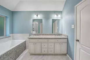 16366 Mellow Oaks Ln, Sugar Land, TX 77498 - Photo 21